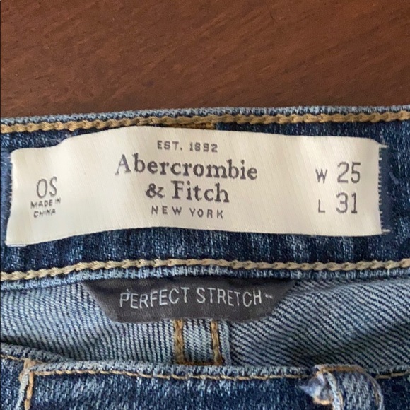 Abercrombie & Fitch jean shorts size 0S W25 - Picture 2 of 4